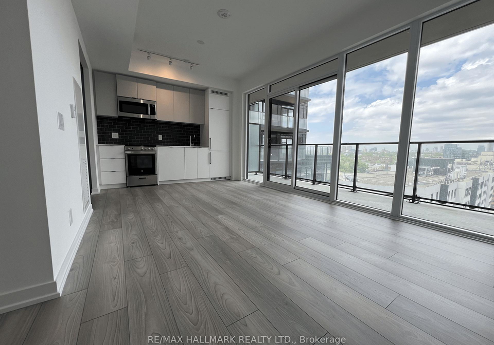 285-dufferin-street-toronto-ontario-w12183077