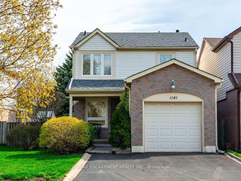 1141-montgomery-drive-oakville-ontario-w12183079