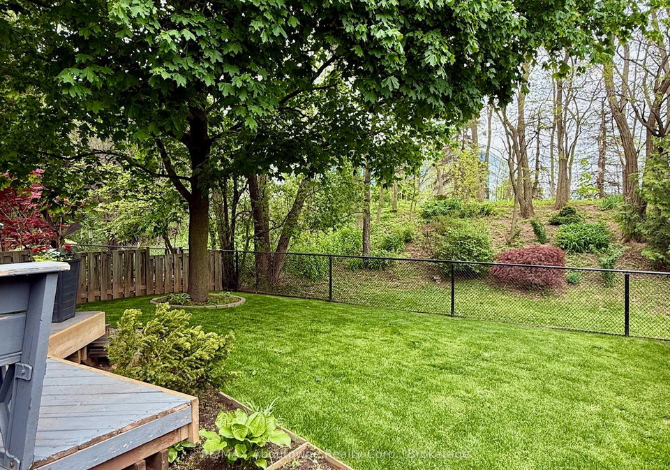 408-parkridge-crescent-oakville-ontario-w12183415