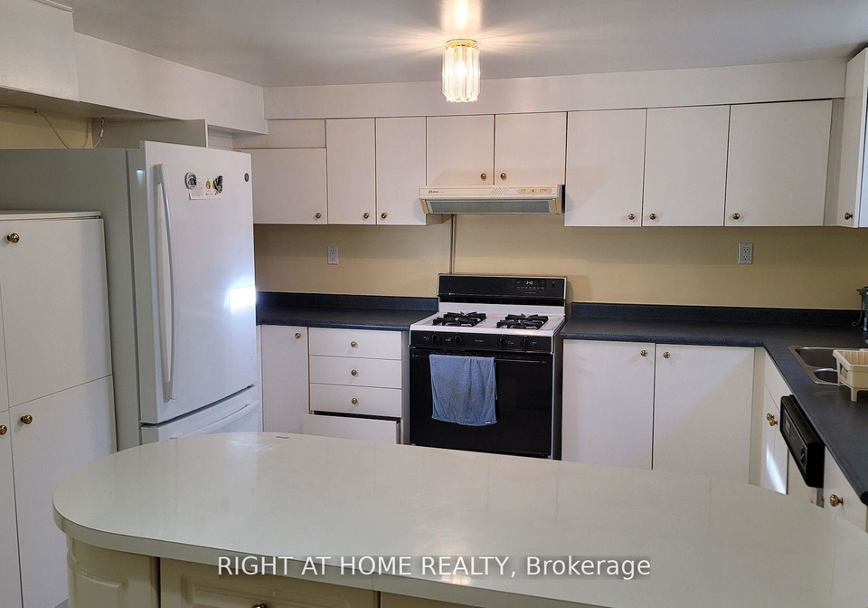 5194-guildwood-way-mississauga-ontario-w12183510