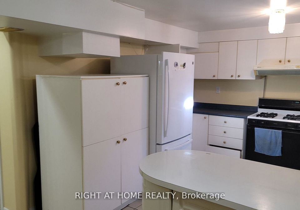5194-guildwood-way-mississauga-ontario-w12183510