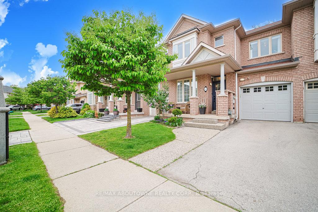3432-robin-hill-circle-oakville-ontario-w12183624