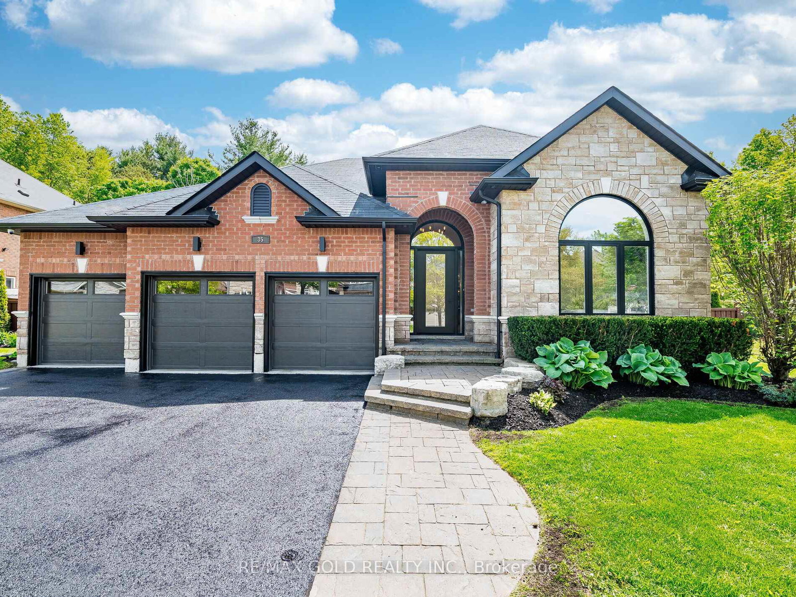 35-borland-crescent-caledon-ontario-w12183826