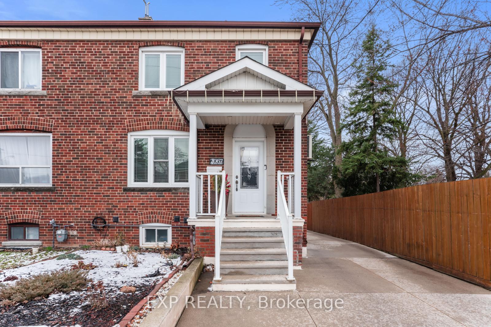 2067-eglinton-avenue-w-toronto-ontario-w12183941