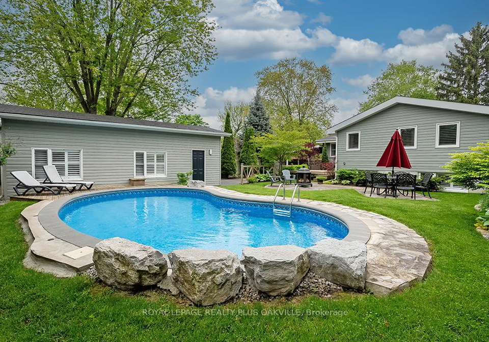 213-mohawk-road-oakville-ontario-w12184785