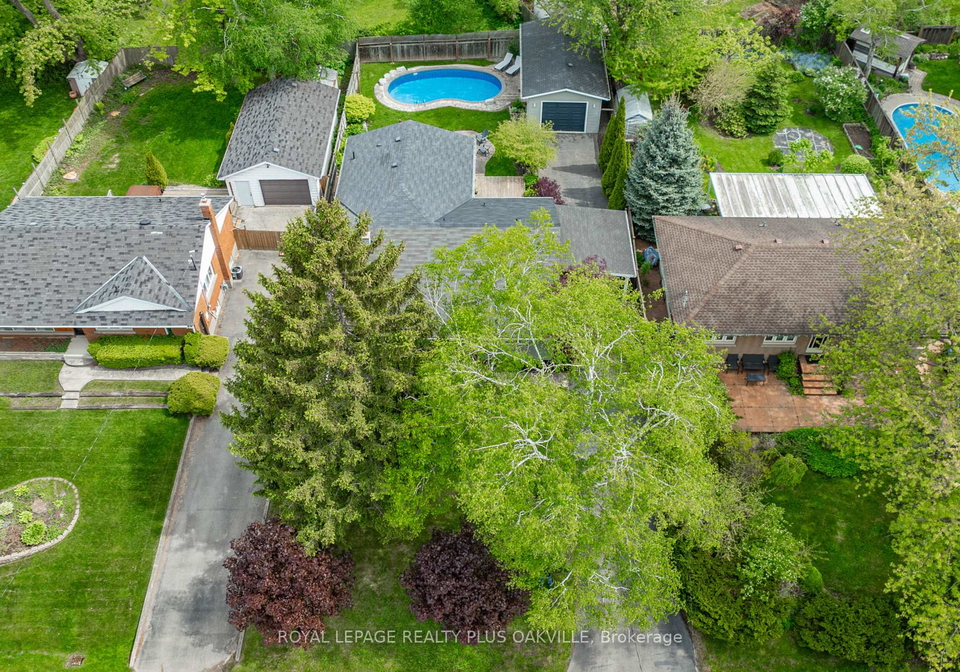 213-mohawk-road-oakville-ontario-w12184785