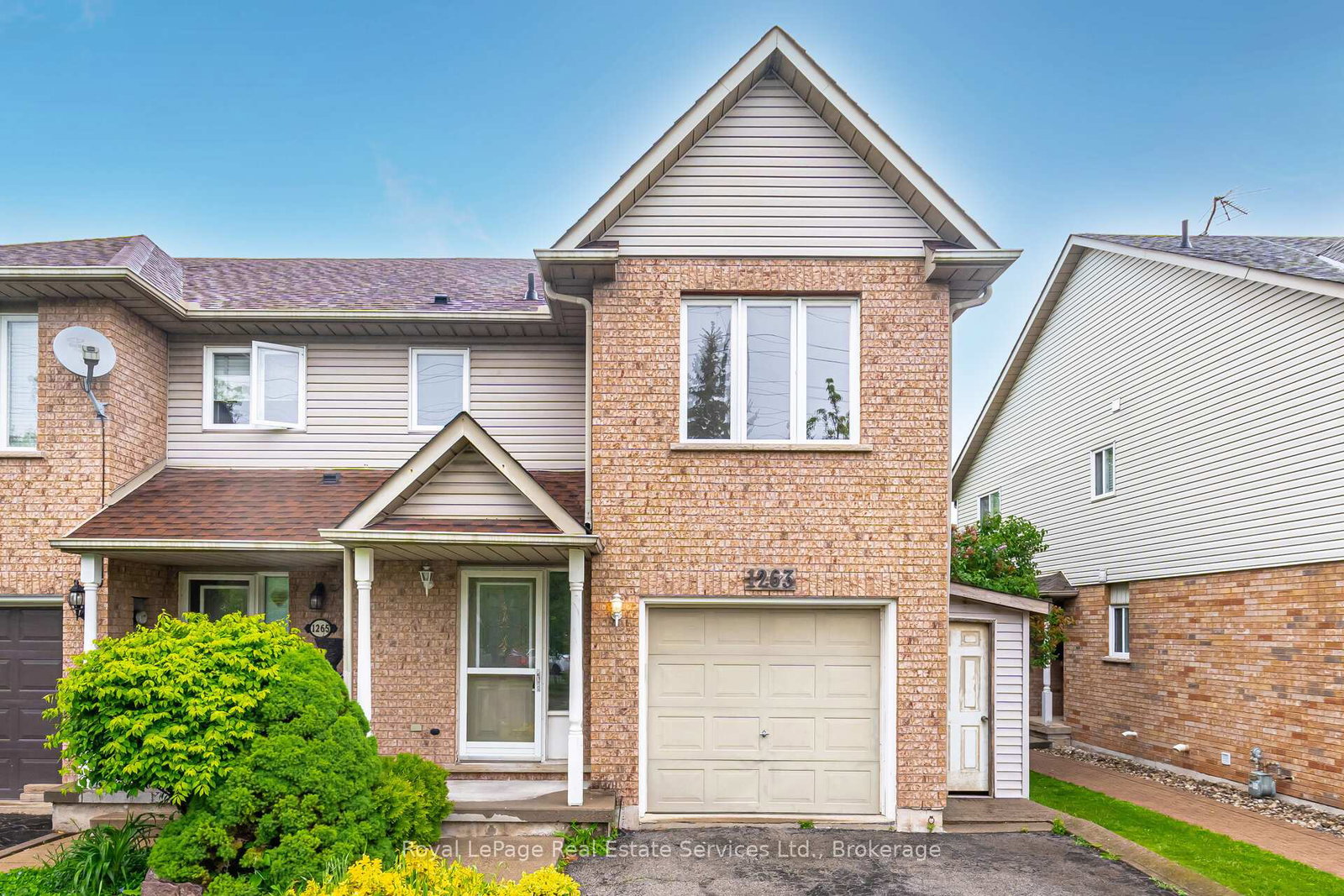 1263-walkers-line-burlington-ontario-w12184794