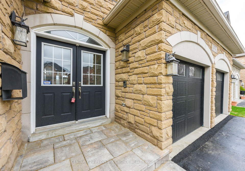 2372-parkglen-avenue-oakville-ontario-w12186056