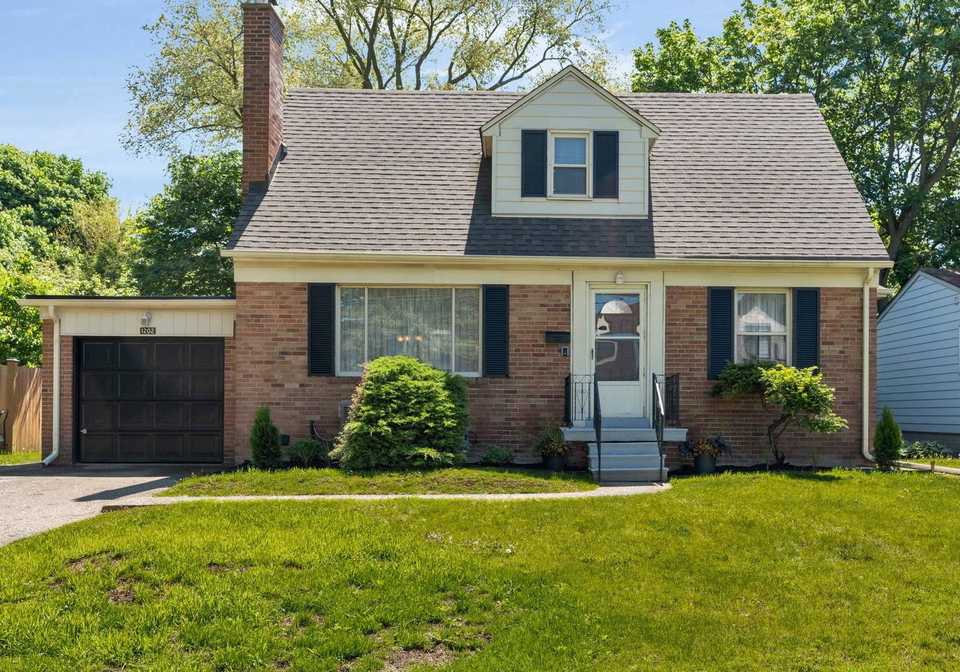 1202-greening-avenue-mississauga-ontario-w12186815