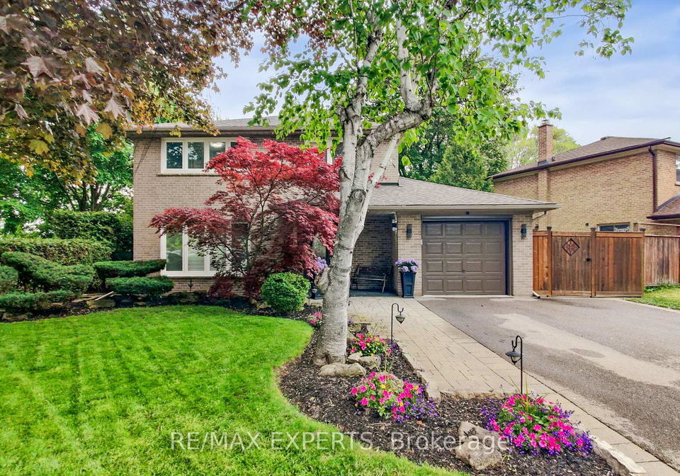 105-mercury-road-etobicoke-ontario-w12186894