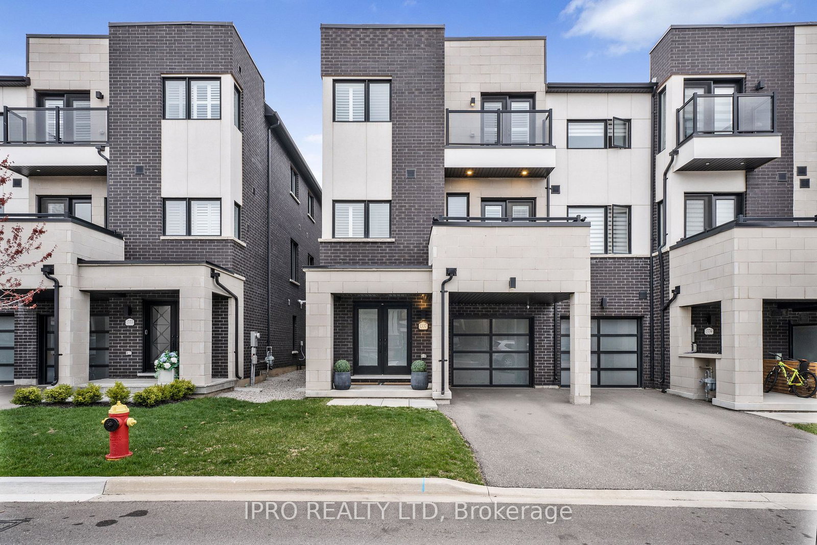 1337-clarriage-court-milton-ontario-w12187234
