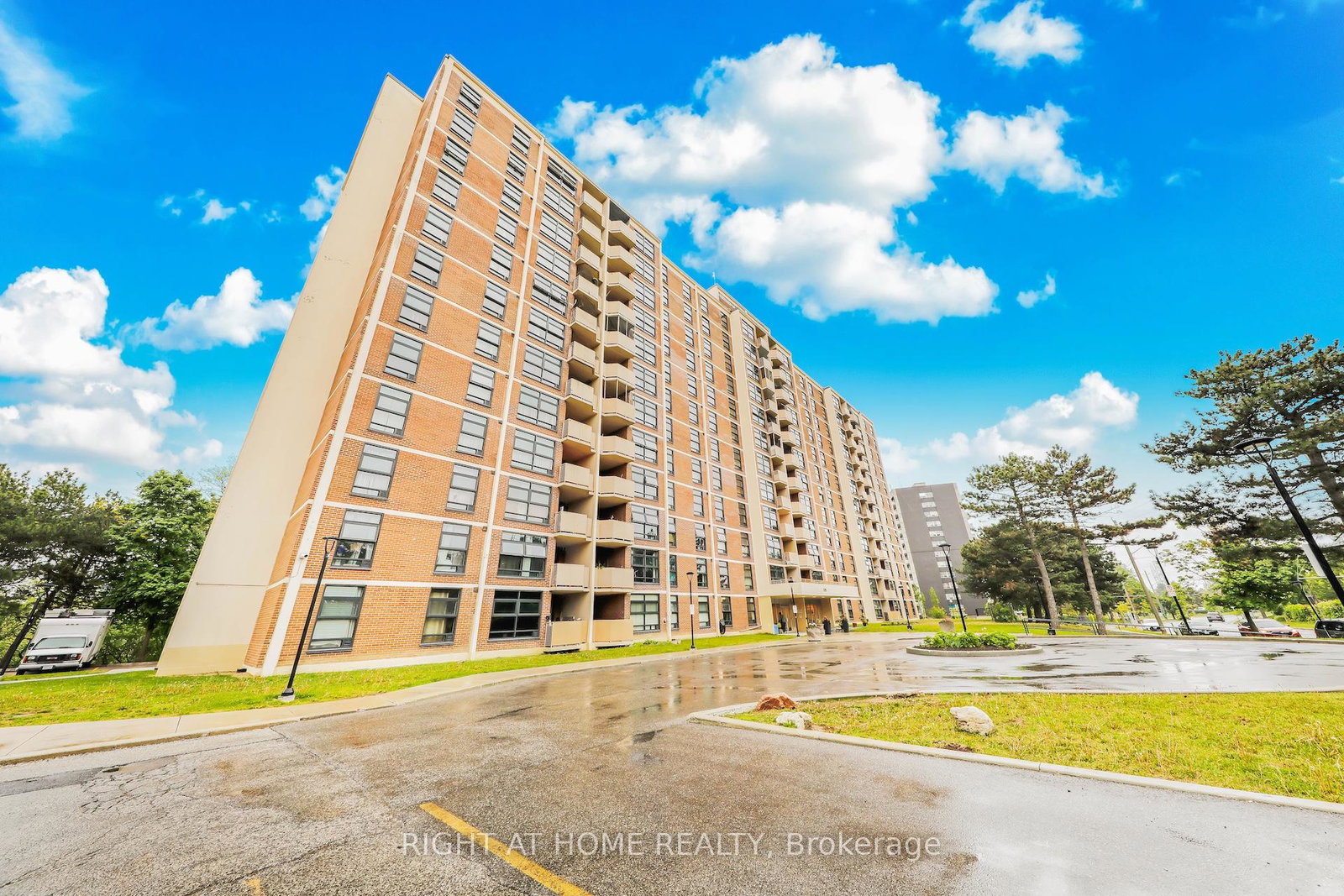 335-driftwood-avenue-york-ontario-w12187266