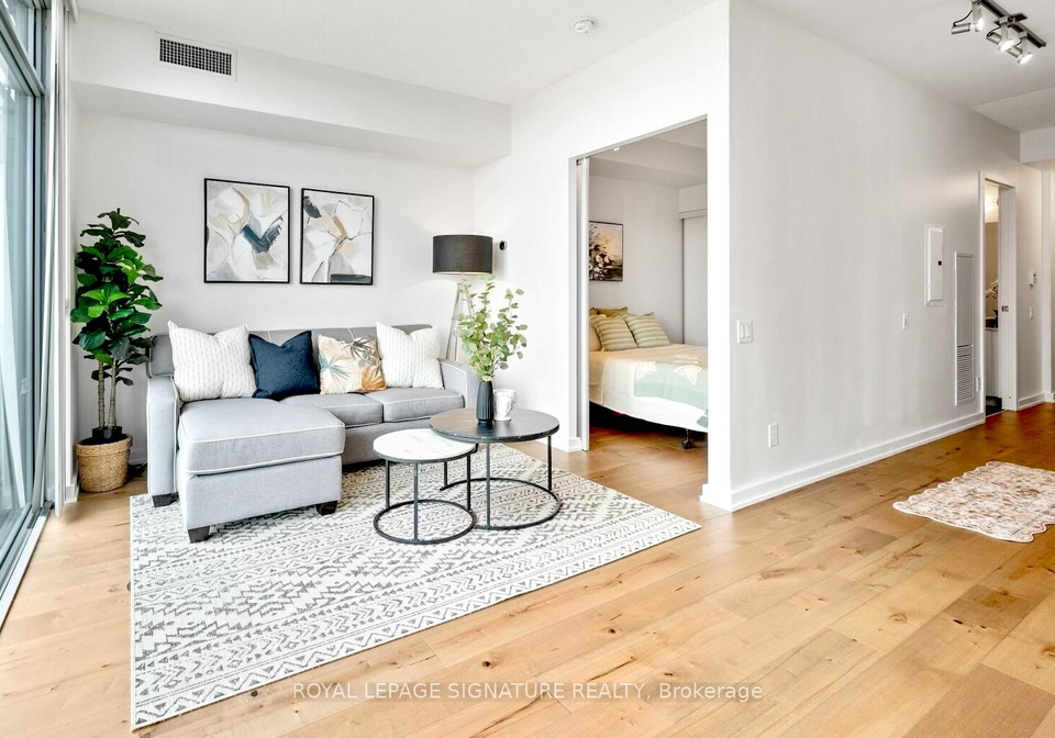 105-the-queens-way-toronto-ontario-w12187542
