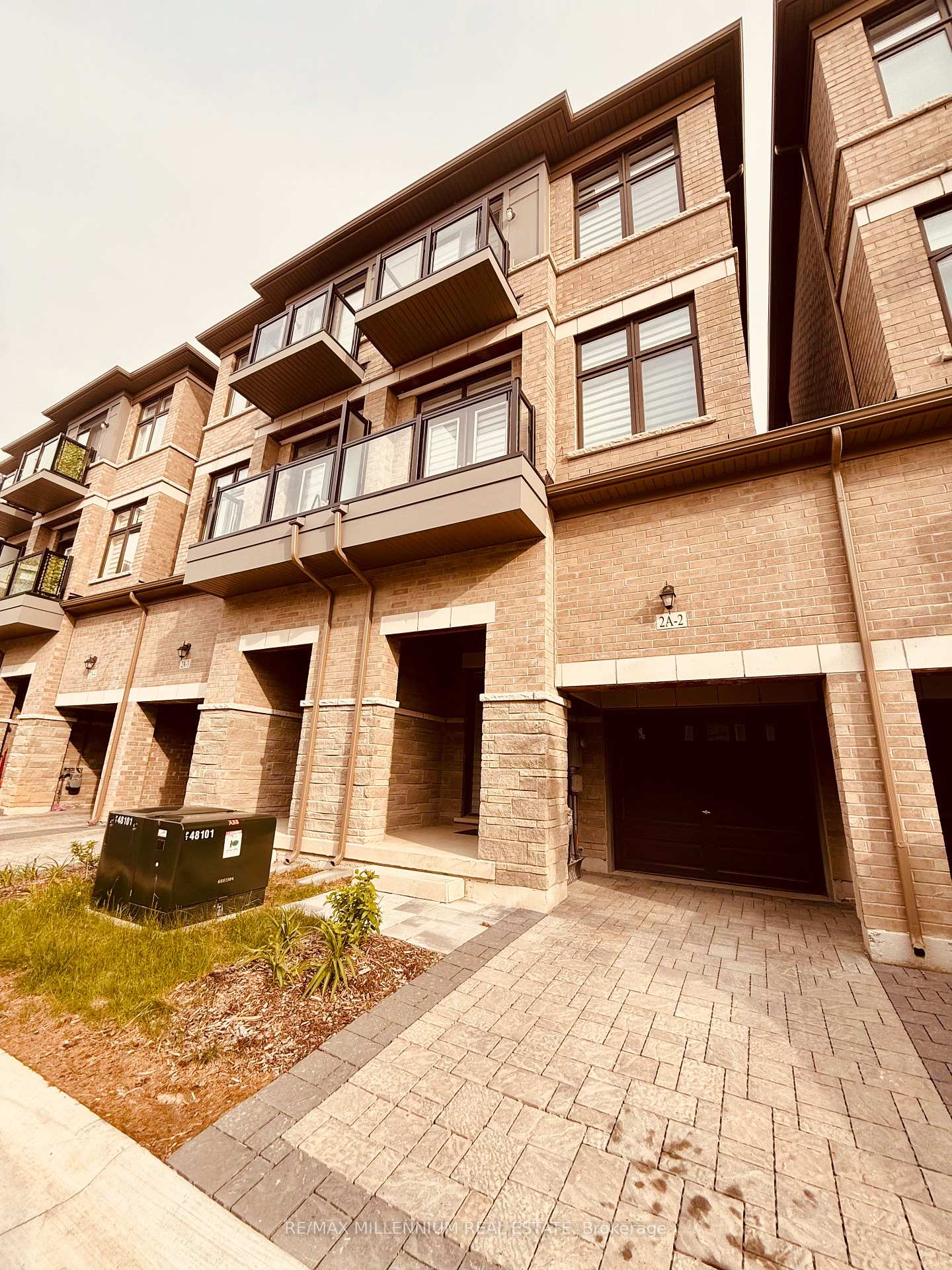 2a-muir-avenue-york-ontario-w12187659