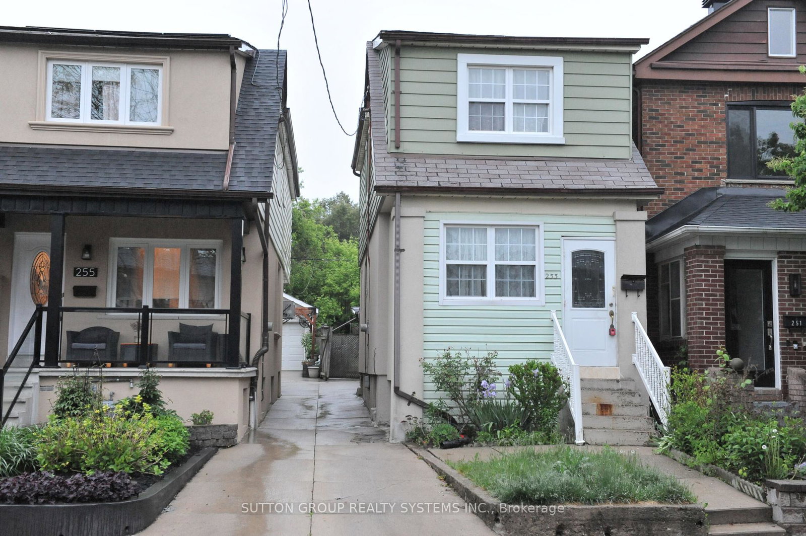 253-silverthorn-avenue-toronto-ontario-w12188206