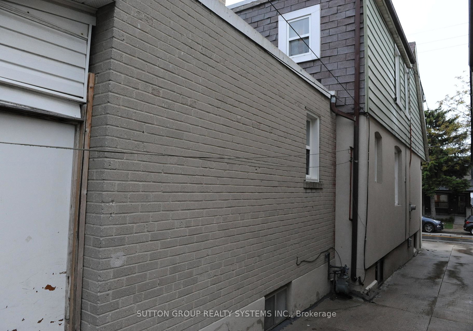 253-silverthorn-avenue-toronto-ontario-w12188206