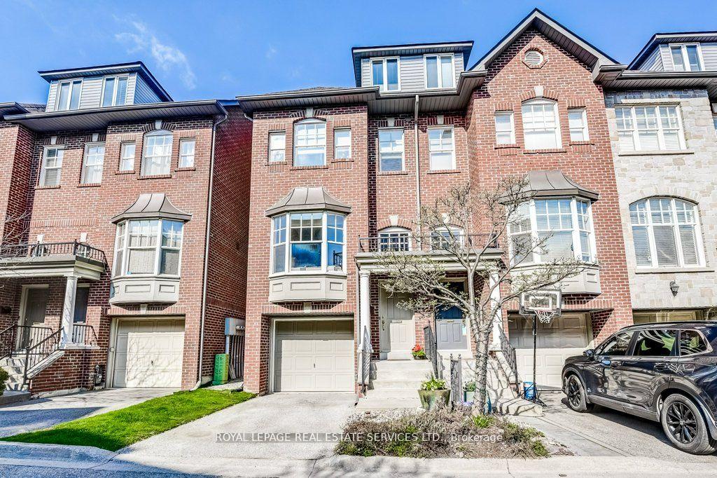 17-leaves-terrace-etobicoke-ontario-w12188374
