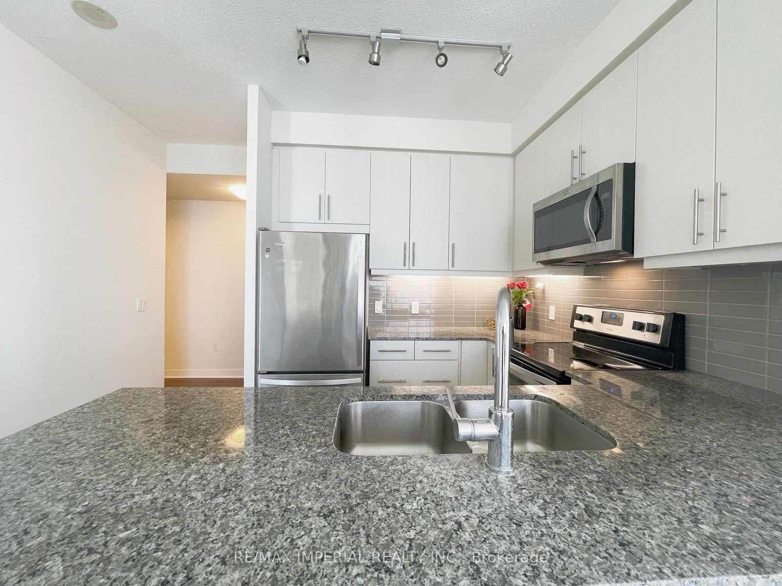 3975-grand-park-drive-mississauga-ontario-w12188772