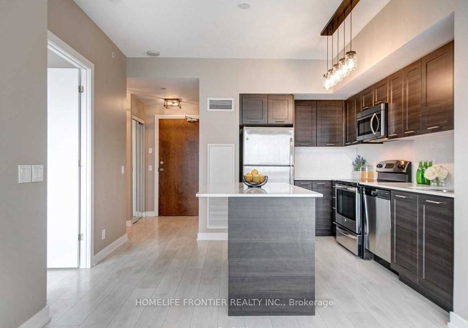 2220-lake-shore-boulevard-w-etobicoke-ontario-w12188872