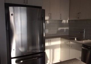 2560-eglinton-avenue-w-mississauga-ontario-w12189062