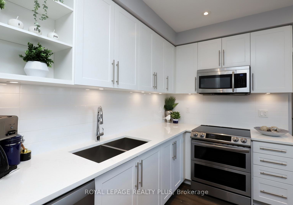 4699-glen-erin-drive-mississauga-ontario-w12189290