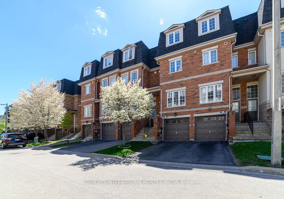 435-hensall-circle-mississauga-ontario-w12189377