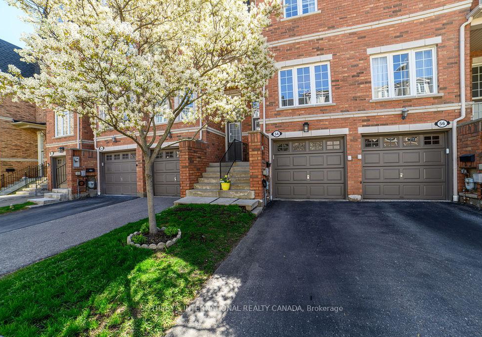 435-hensall-circle-mississauga-ontario-w12189377