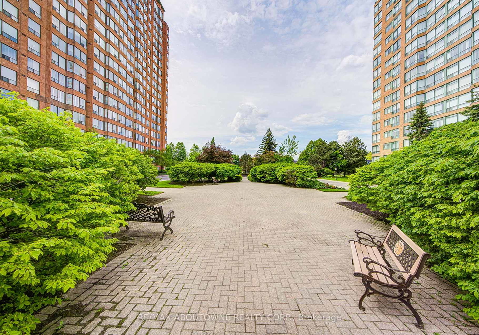 1276-maple-crossing-boulevard-burlington-ontario-w12189445