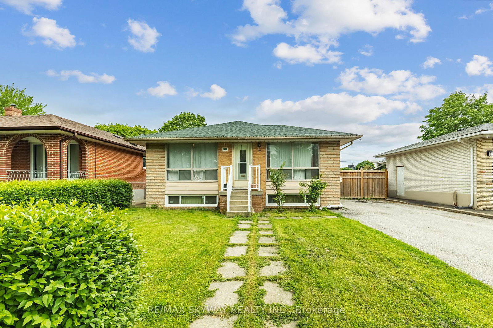 33-tapley-drive-etobicoke-ontario-w12189477