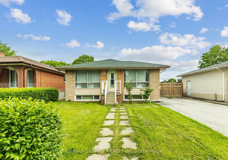 33-tapley-drive-etobicoke-ontario-w12189477