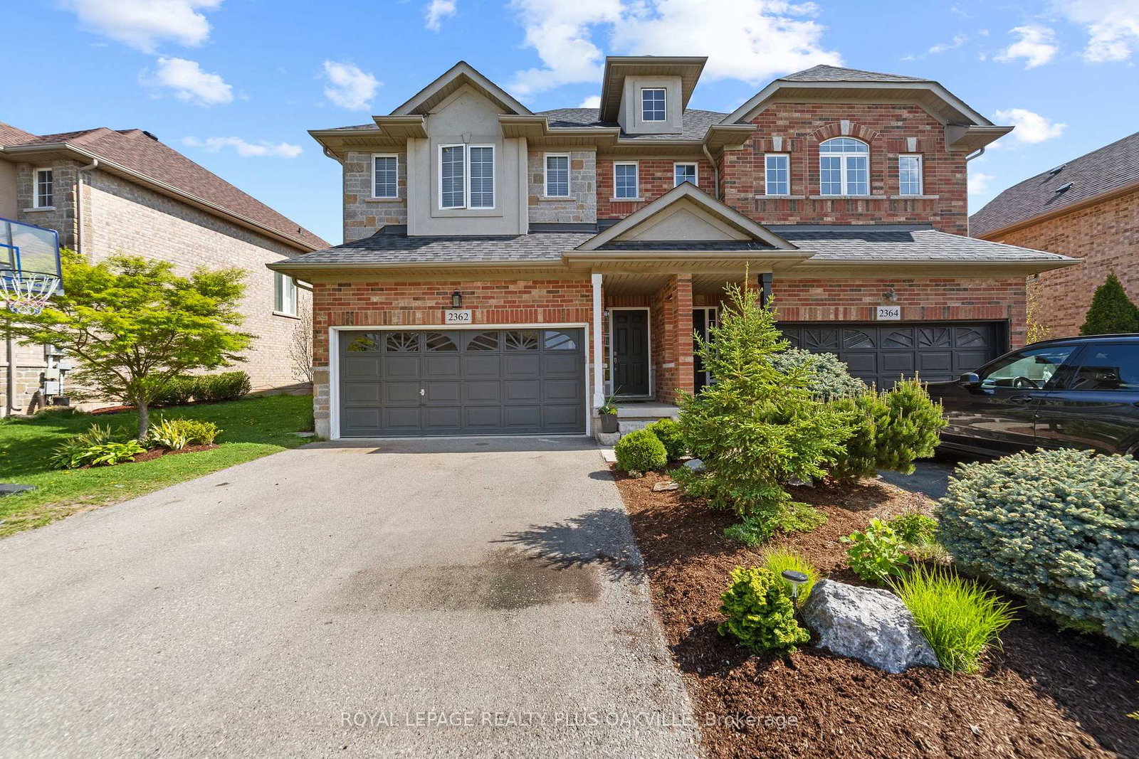 2362-stone-glen-crescent-oakville-ontario-w12189972