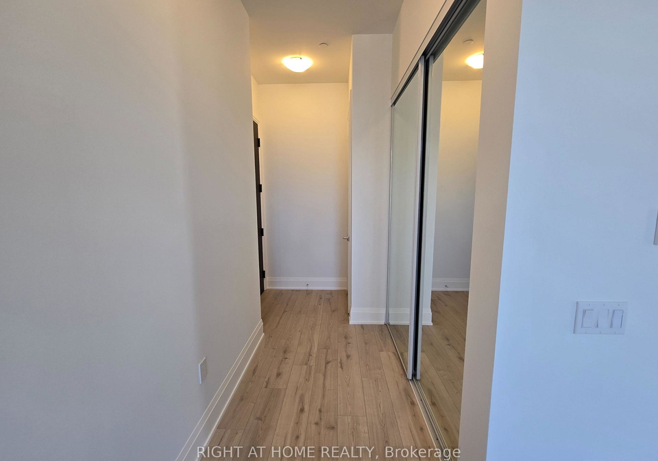 412-silver-maple-road-n-oakville-ontario-w12190282