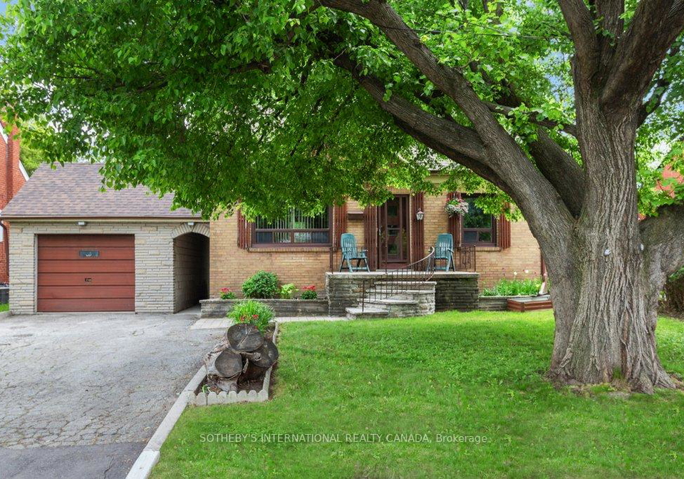 9-yvonne-avenue-york-ontario-w12190421