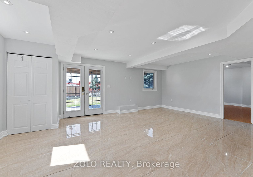 162-fred-young-drive-york-ontario-w12190572