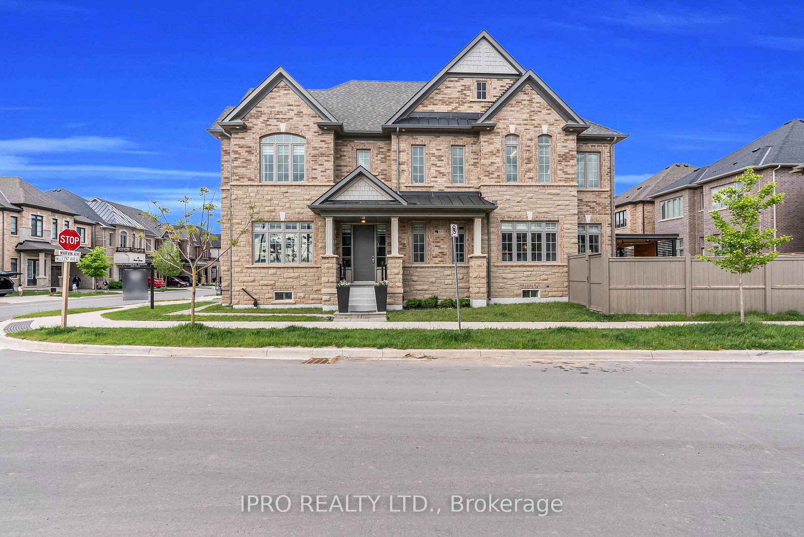 3331-millicent-avenue-oakville-ontario-w12191104