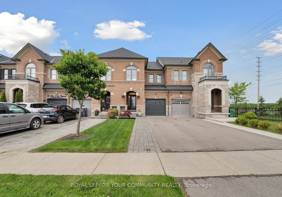 18-true-blue-crescent-caledon-ontario-w12191386