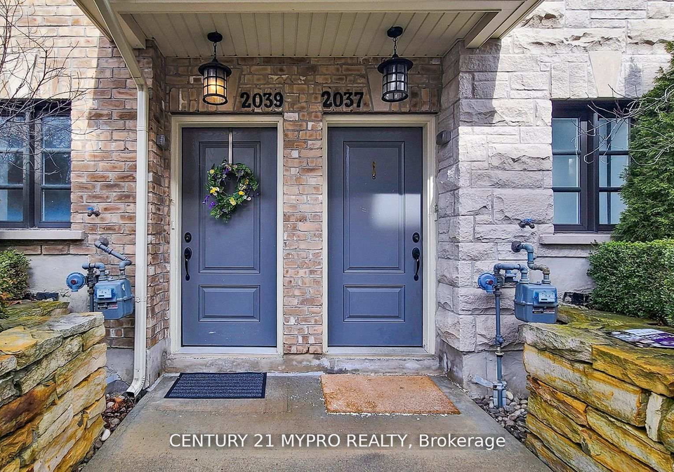 2039-queensborough-gate-e-mississauga-ontario-w12191570