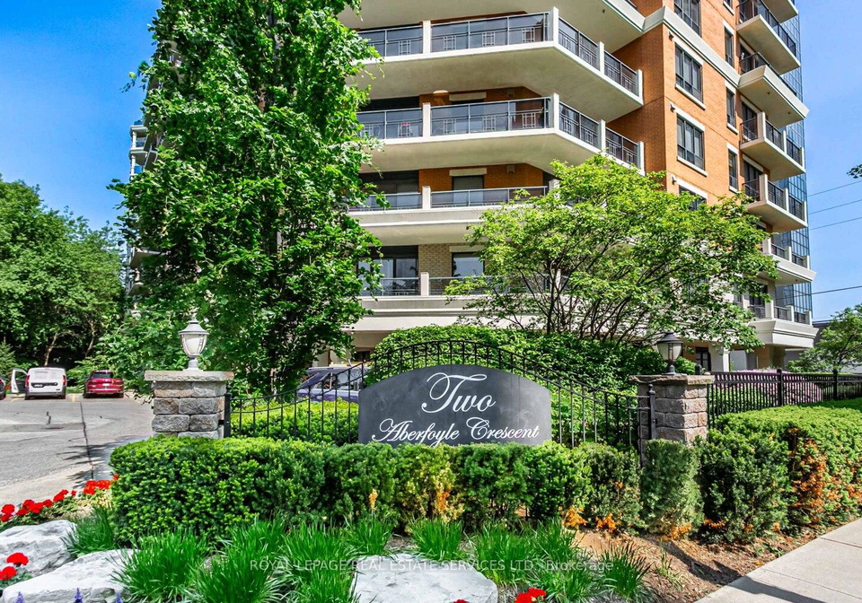 2-aberfoyle-crescent-etobicoke-ontario-w12191676