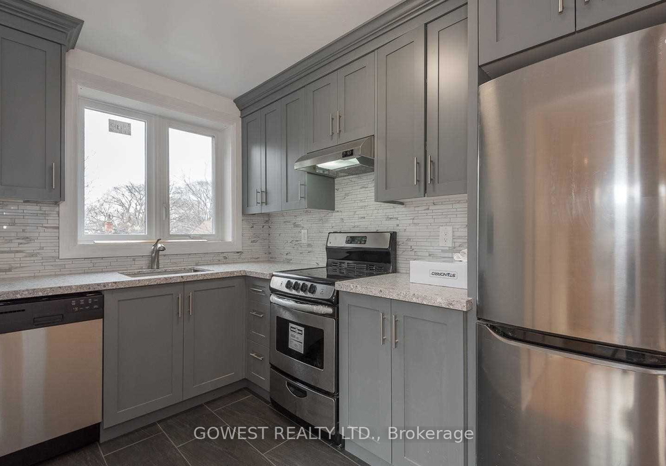 207-oakmount-road-toronto-ontario-w12191941