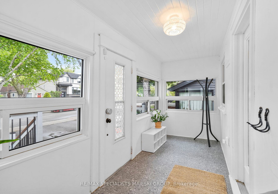 129-hillside-avenue-etobicoke-ontario-w12192138