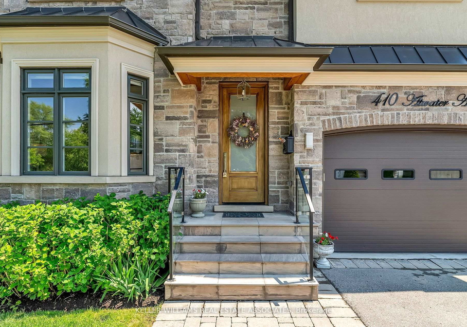 410-atwater-avenue-mississauga-ontario-w12192213