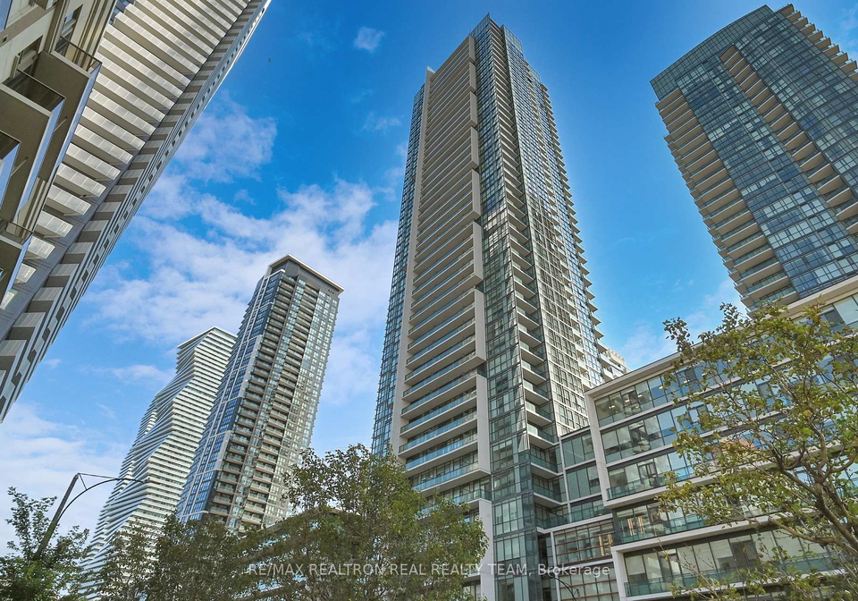 4070-confederation-parkway-mississauga-ontario-w12193080
