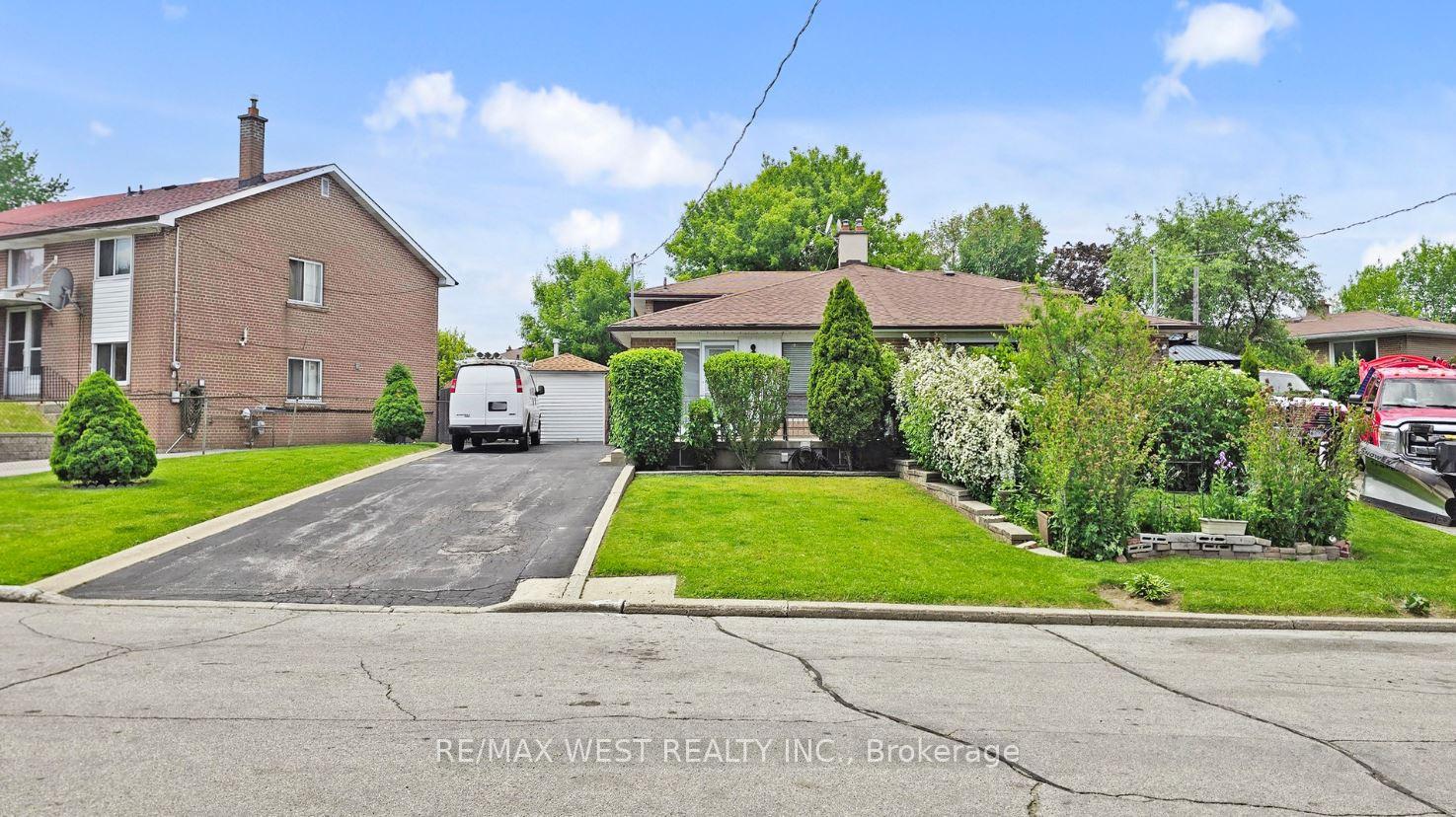 12-franson-crescent-york-ontario-w12193083