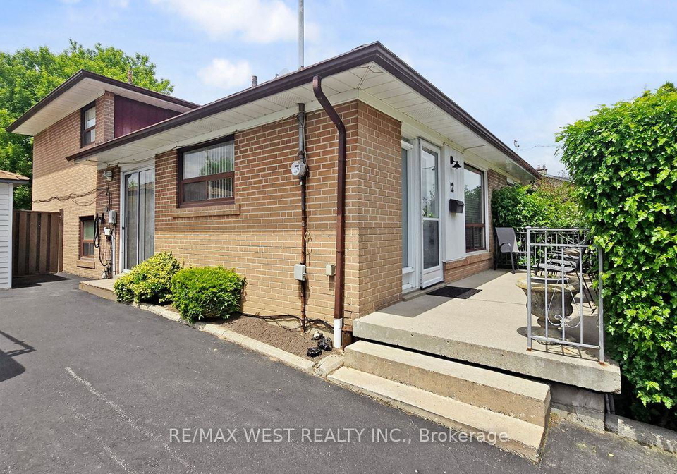 12-franson-crescent-york-ontario-w12193083