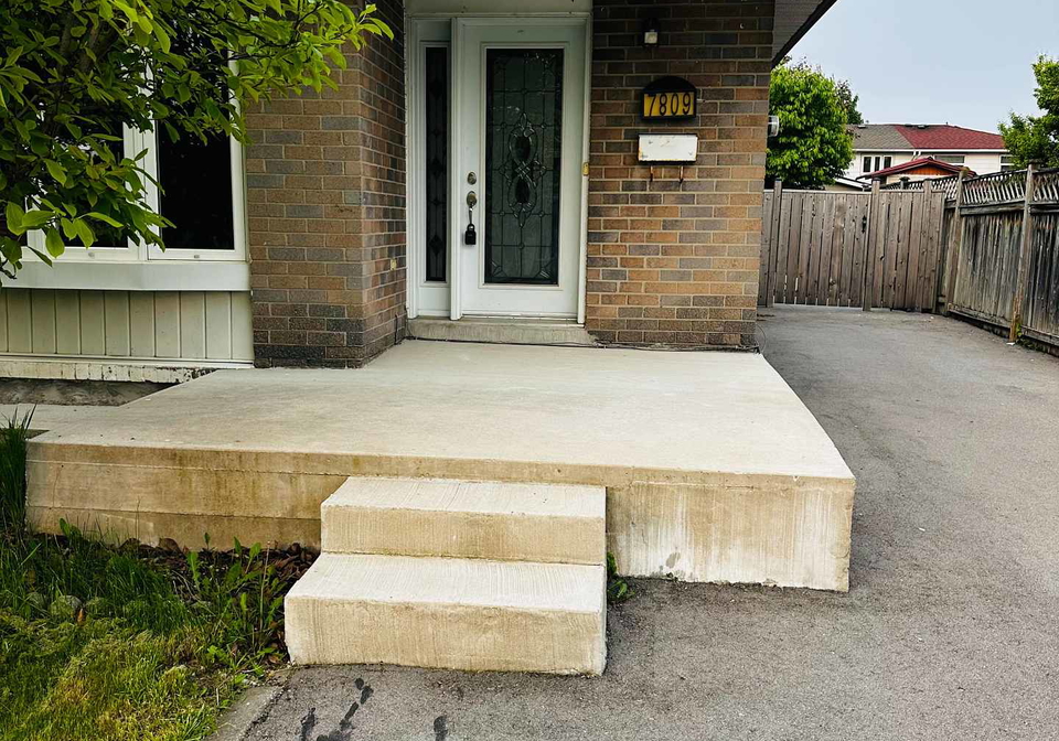 7809-priory-crescent-mississauga-ontario-w12193208