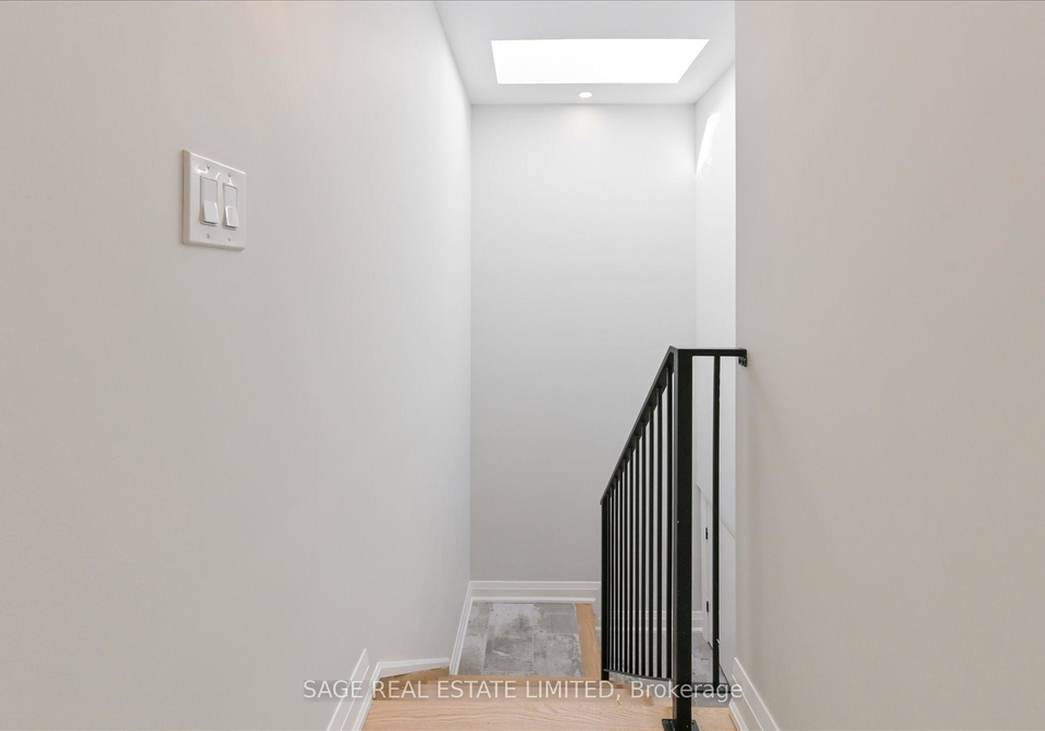 22-lansdowne-avenue-toronto-ontario-w12193218