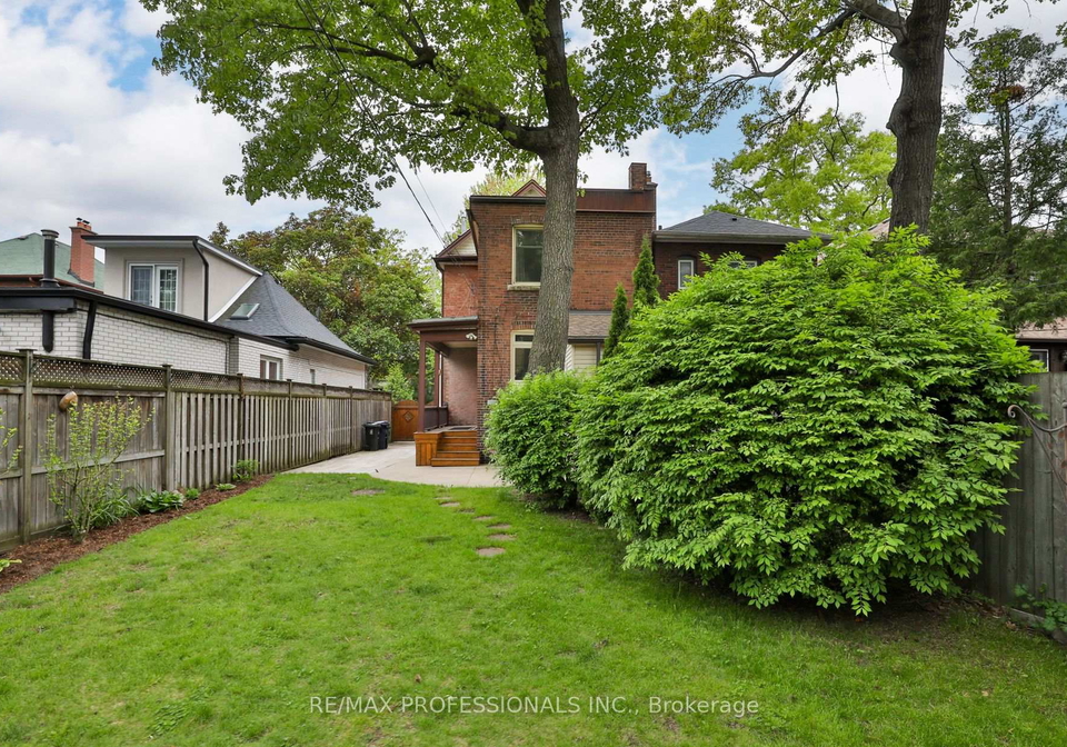587-beresford-avenue-toronto-ontario-w12193225