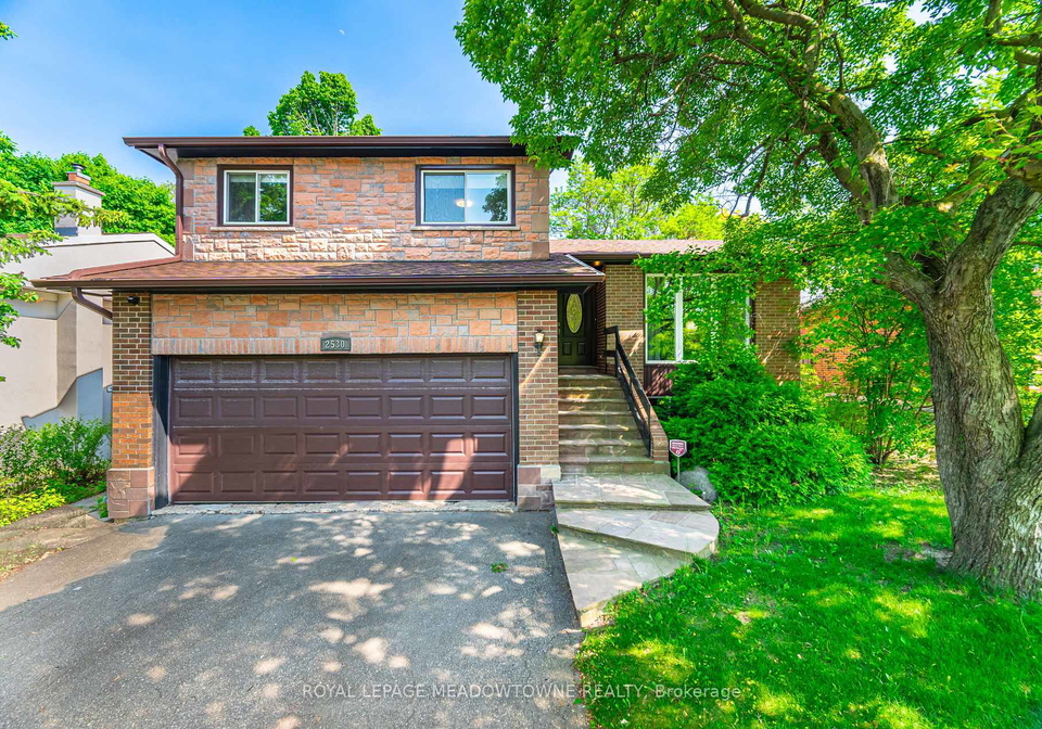 2530-windwood-drive-mississauga-ontario-w12193272