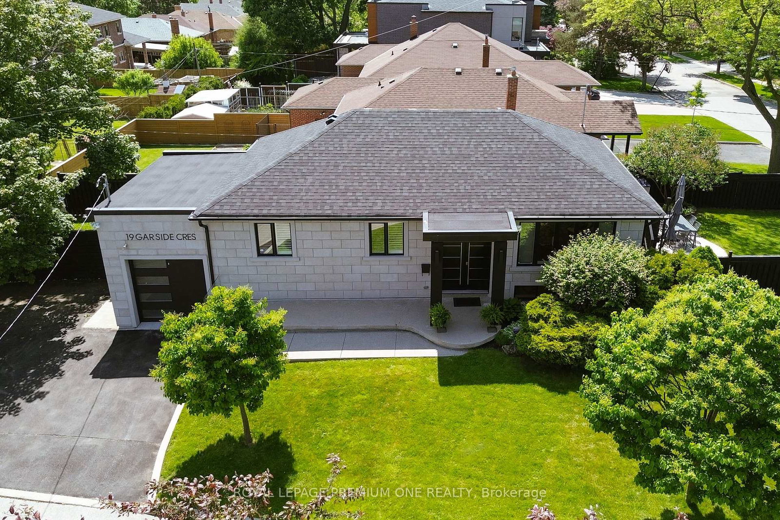 19-garside-crescent-e-north-york-ontario-w12193347