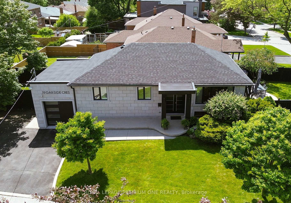 19-garside-crescent-e-north-york-ontario-w12193347